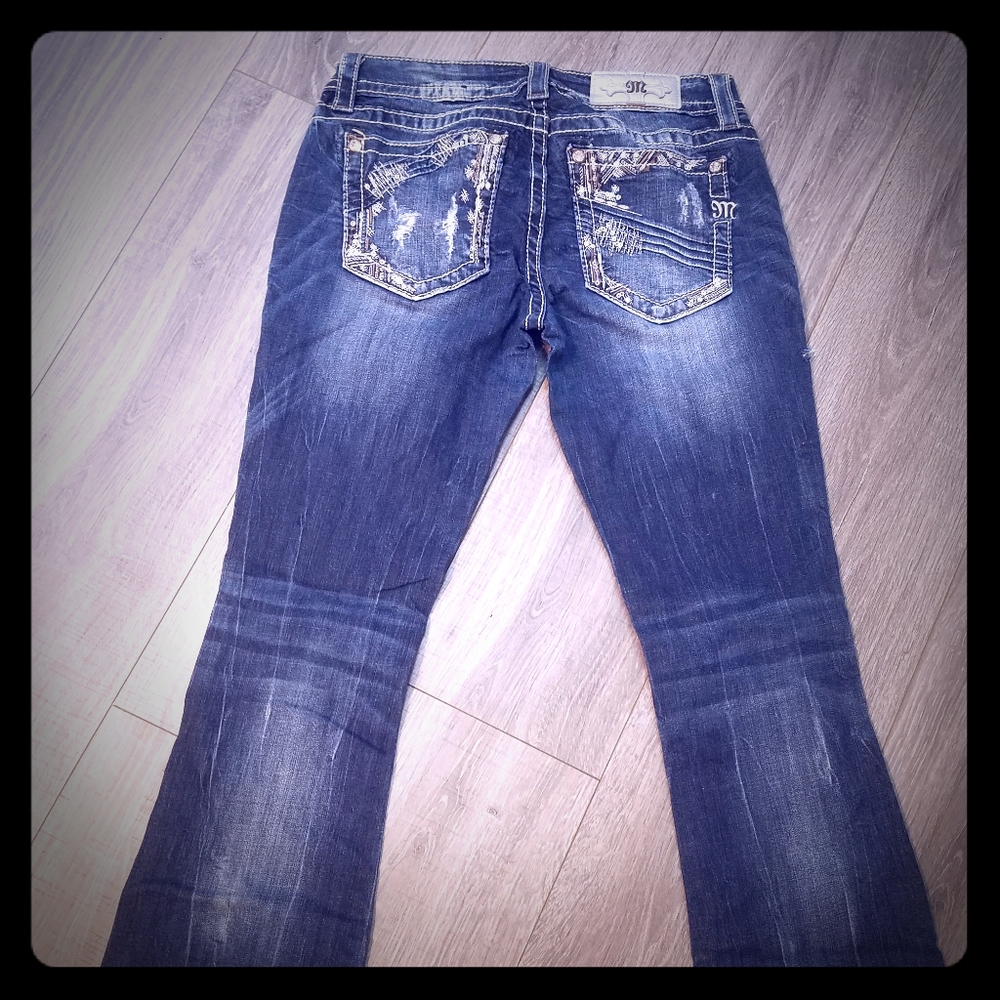 Miss me Jean's size 28